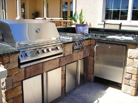 Outdoor Kitchens